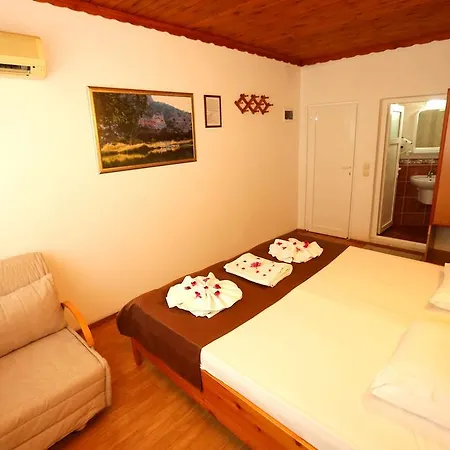 Dalyan Pension *
