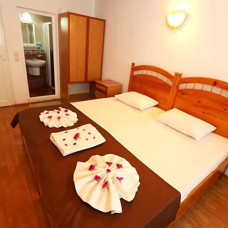 Jaktstuga Dalyan Pension